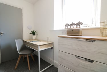 1 bed house, Cheltenham Place, Mutley, Plymouth, PL47DZ - Image 2